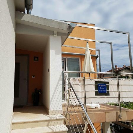 Apartment Lency Novigrad  Bagian luar foto