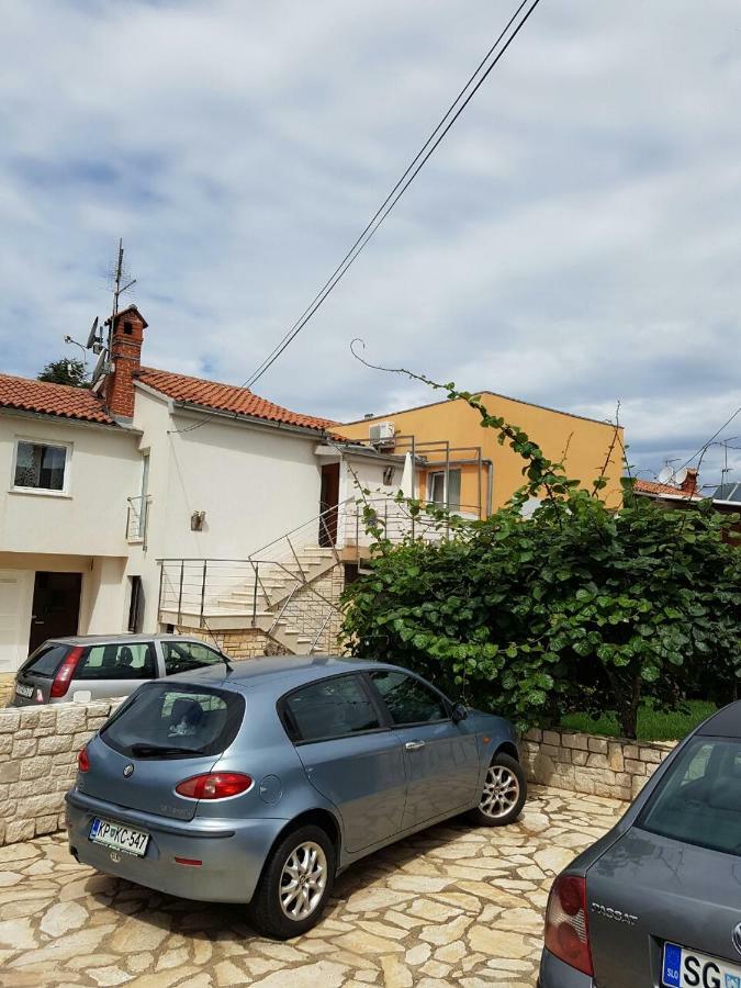 Apartment Lency Novigrad  Bagian luar foto